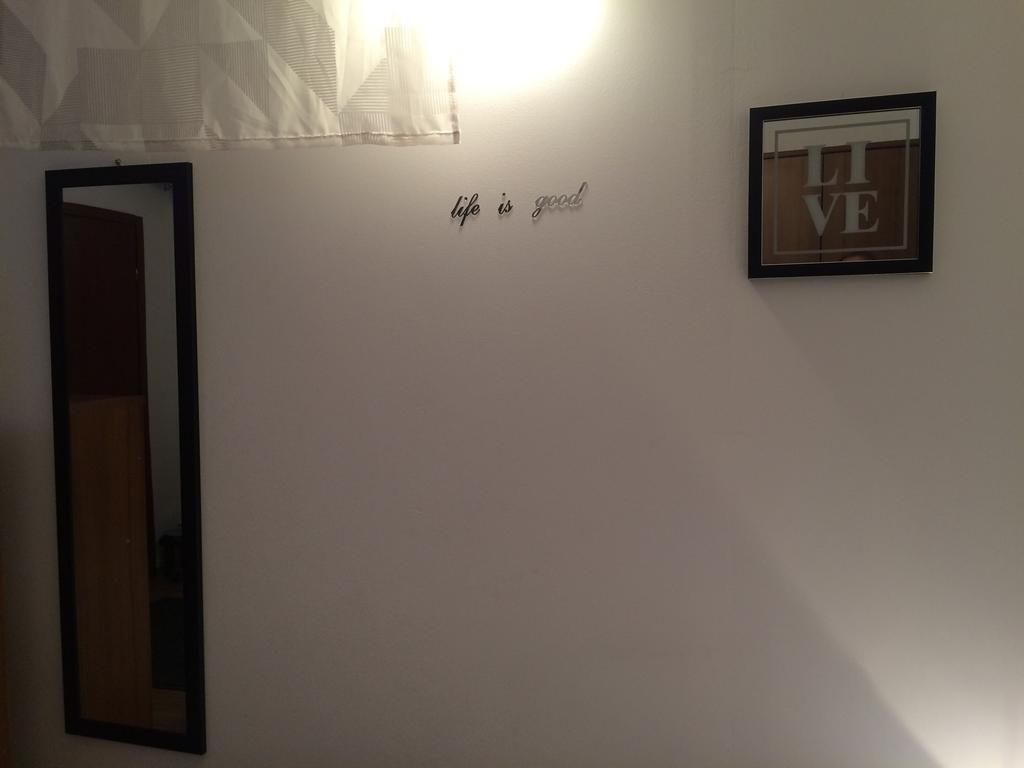 Studio Julius Constanta Luaran gambar